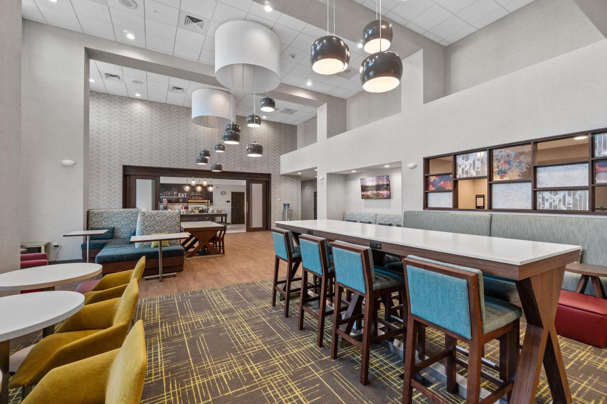 Hampton Inn Redmond Bend Airport 外观 照片